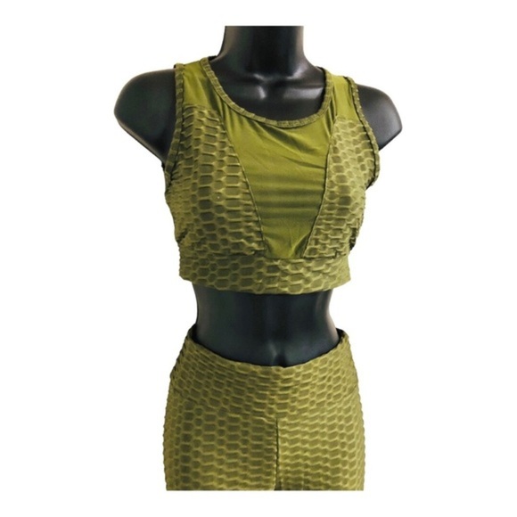 Green waffle texture sheer crop sports bra & booty contour leggings size small - Picture 5 of 16